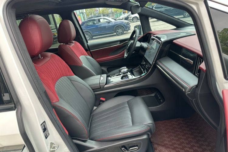 Used GAC Trumpchi M8 2023 Zongshi Series Dual-Motor Supreme Edition