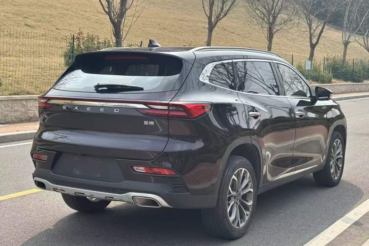 Used EXEED Lingyun 2020 1.6T Two-Wheel Drive Star Edition Exterior 3