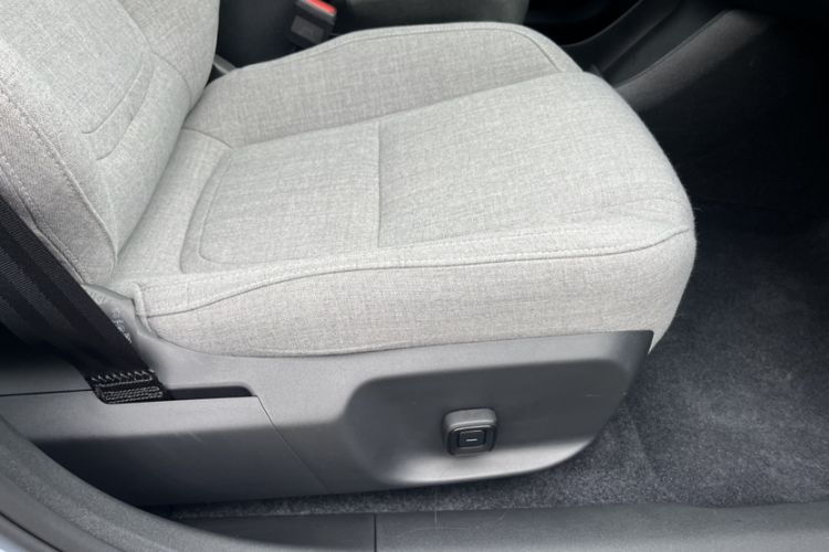 Used Volvo EX30 2025 Rear-Drive Long-Range Version Ultra