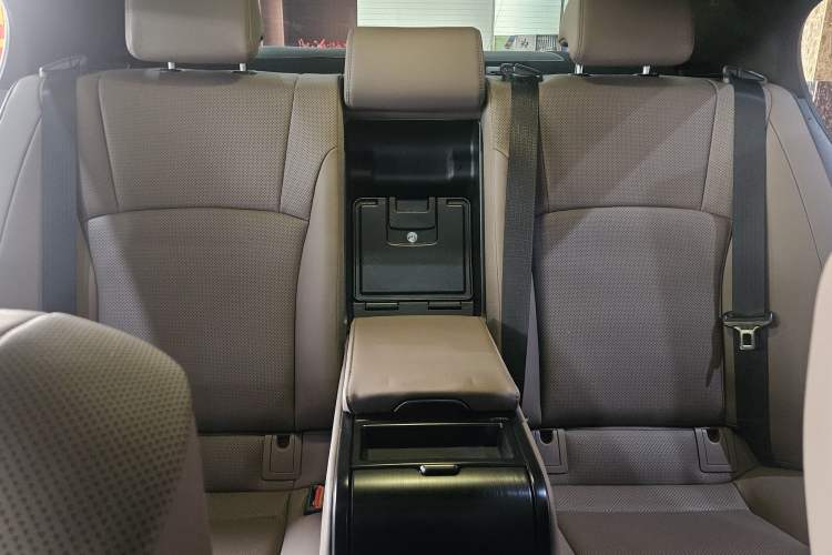 Used Lexus ES 2025 200 Premium Edition
