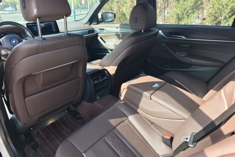 Used BMW 5 Series New Energy 2020 Mileage Upgrade Version 530Le Pioneer Edition Interior 2