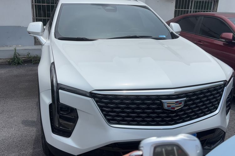Used Cadillac XT4 2024 28T Two-Wheel-Drive Luxury Version

