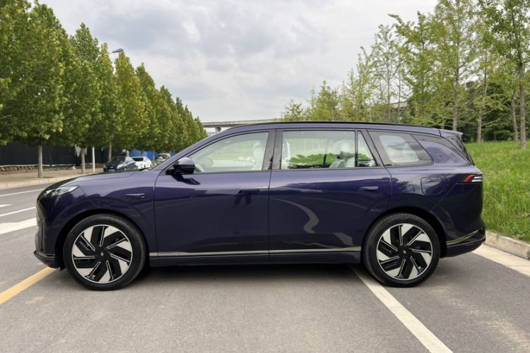 Used Dongfeng eπ eπ008 2024 210Max Range-Extended Version 6 Seats