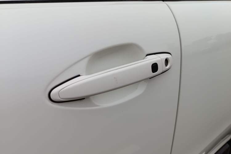 Used BYD S7 2015 2.0T Upgraded Automatic Luxury Version Exterior 5