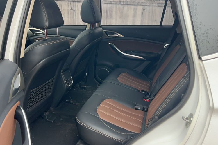 Used BYD Song 2018 1.5TID Automatic Smart Connect Prestige Model Left Rear Seat