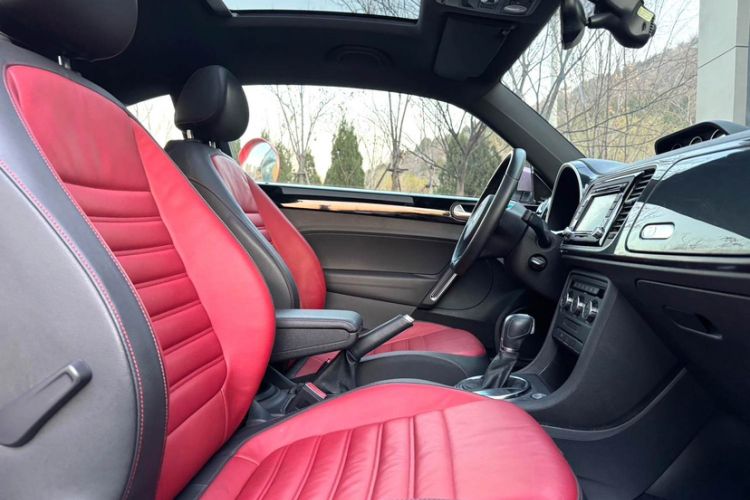 Used Volkswagen Beetle 2013 1.4TSI Luxury Model Gear Lever