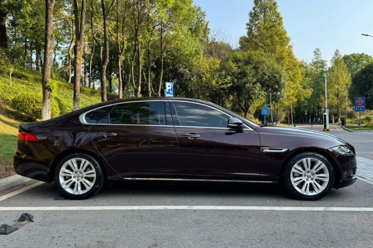 Used Jaguar XFL 2018 XFL 2.0T 250 PS Luxury Edition
