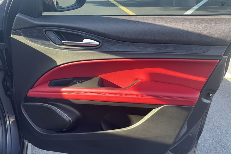 Used Alfa Romeo Stelvio 2021 2.0T 280HP Luxury Edition