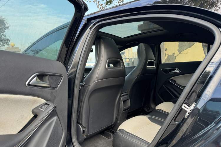 Used Mercedes-Benz A-Class 2013 A 180 Fashion Model