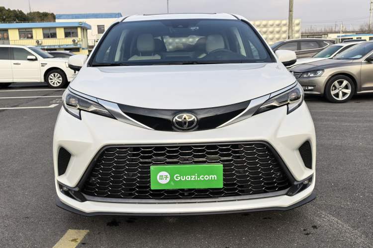 Used Toyota Granvia 2024 2.5L Hybrid Prestige ULTRA Edition