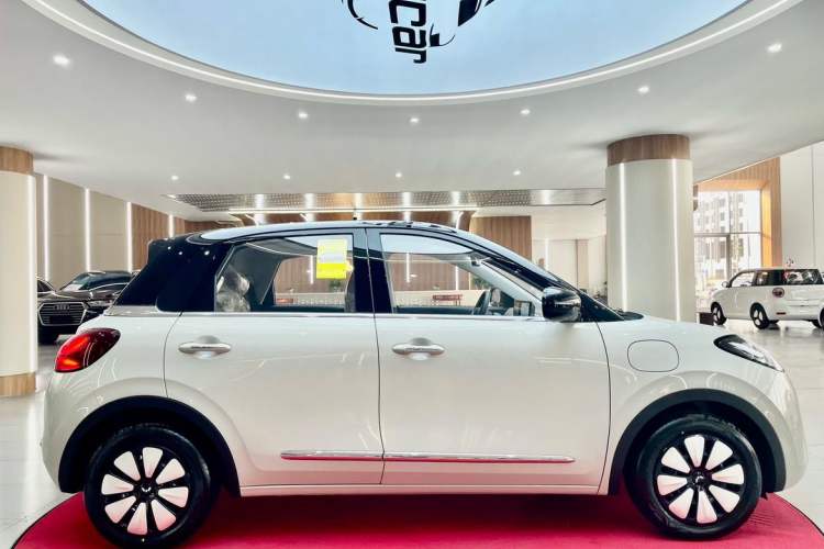 Used Wuling Bingo 2024 333 km Enjoyment Version
