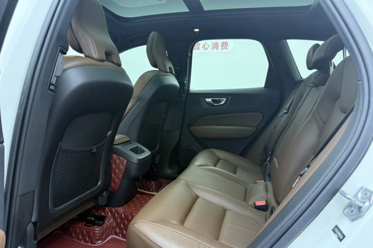 Used Volvo XC60 2022 B5 4x4 Zhiyi Luxury Edition