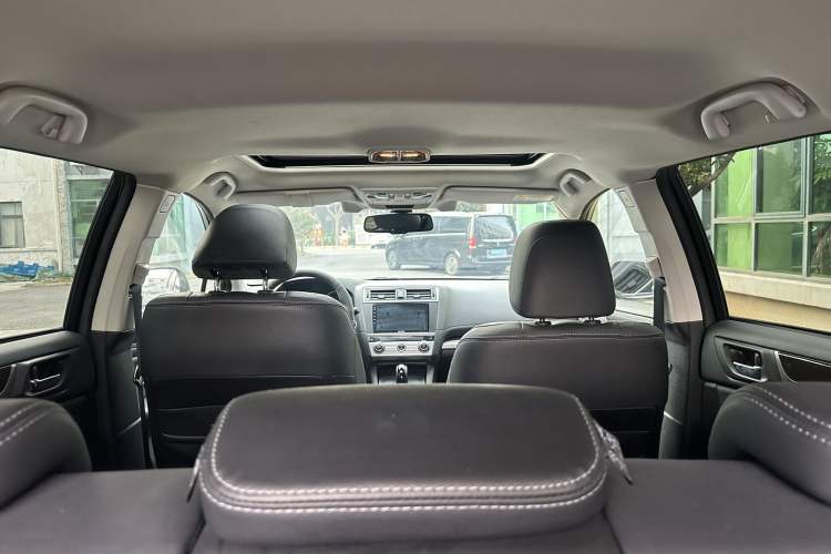 Used Subaru Outback 2017 2.5i Luxury Navigation Edition with EyeSight
