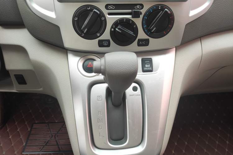 Used Nissan NV200 2018 1.6L CVT Luxury Model
