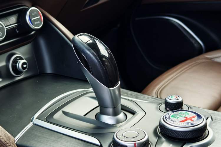 Used Alfa Romeo Stelvio 2017 2.0T 200HP Elite Edition