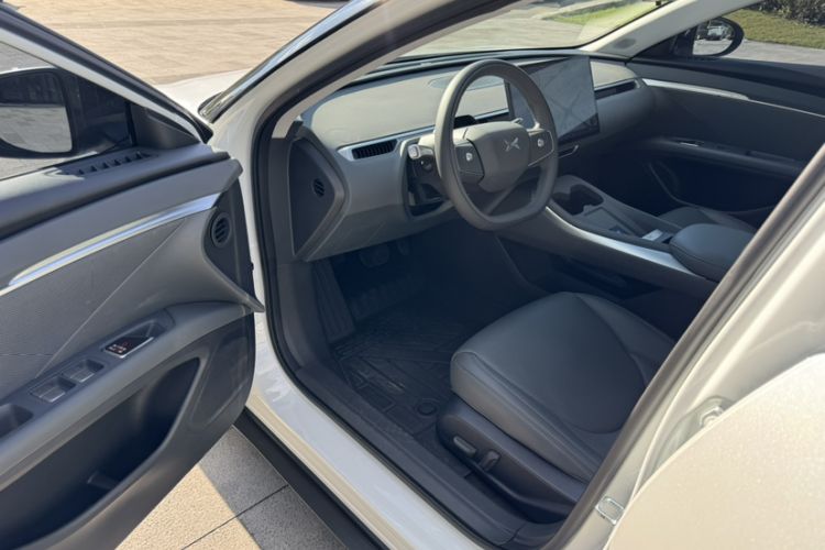 Used XPeng MONA M03 2024 620 with Ultra-Long Range
