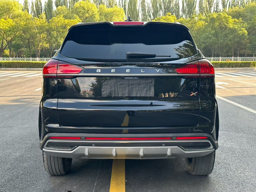 Geely Auto Emgrand X7 Sport 2022 Boyue X 1.8TD DCT ZhiZun Edition — снимка 7