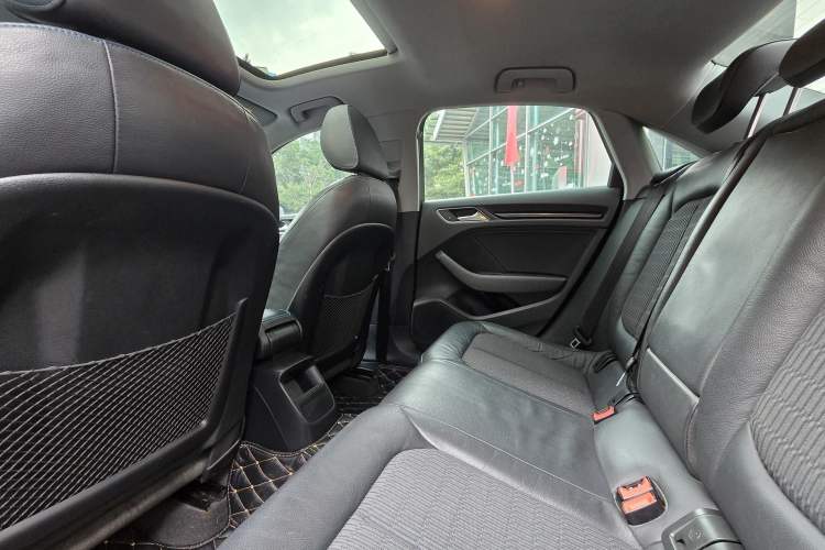 Used Audi A3 2019 Limousine 35 TFSI Fashion Edition China VI Emission Standard Interior 8