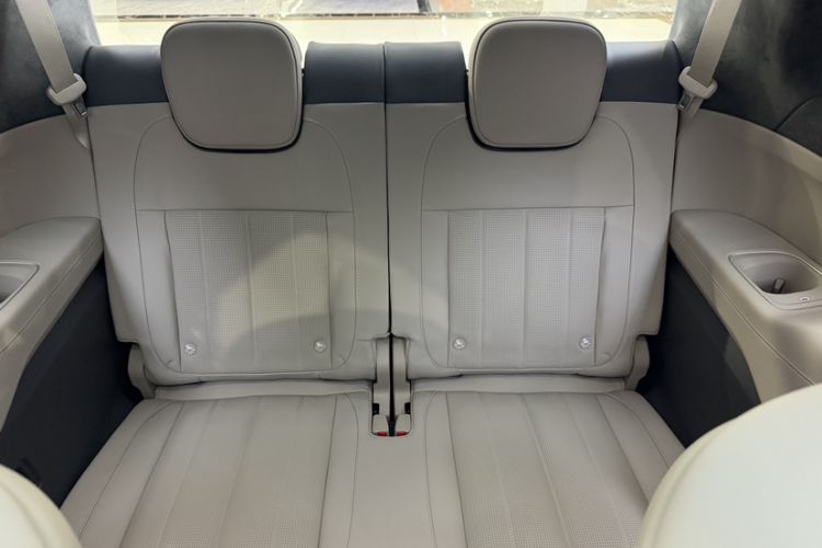 Used Nio ES8 2024 100kWh Signature Edition Interior 1