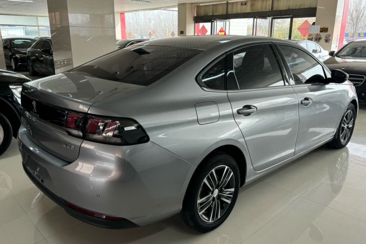 Used Peugeot 308 2018 1.6L Automatic Luxury Edition Exterior 8