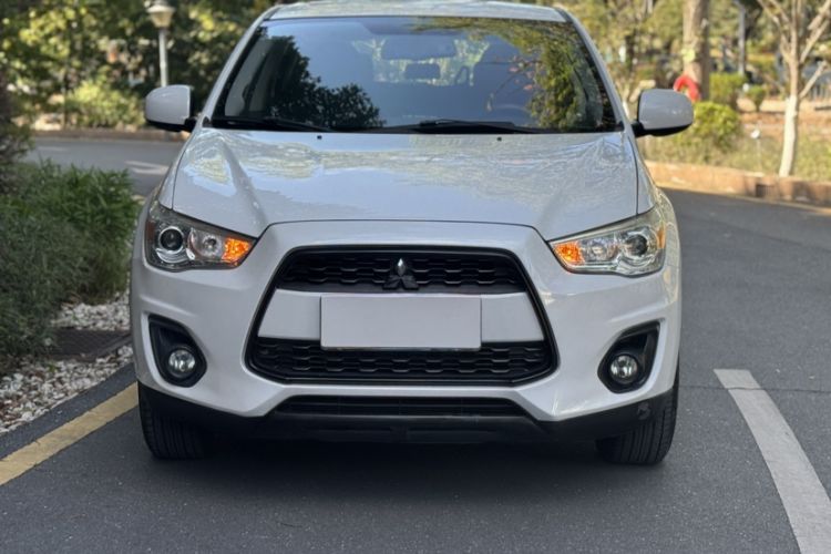 Used Mitsubishi ASX 2015 2.0L CVT Two-Wheel Drive Elite Edition