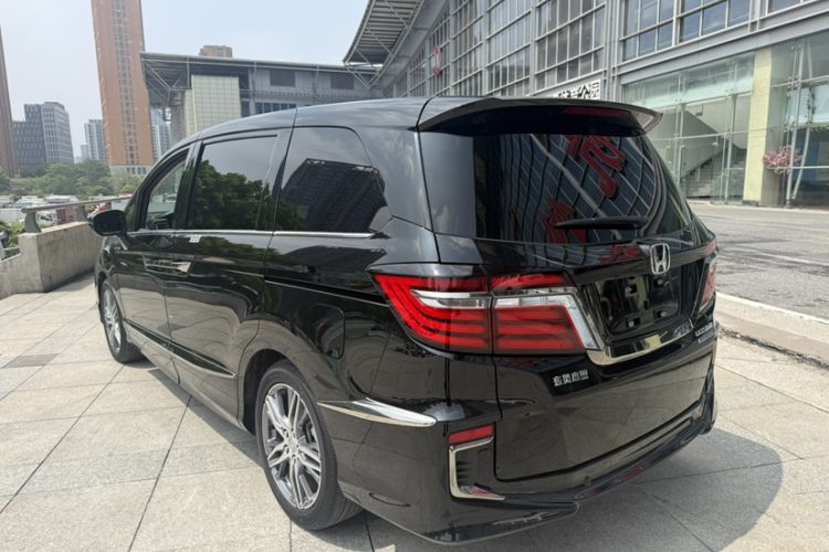 Used Honda Elysion 2019 2.0L Hybrid Luxury Edition Exterior 3