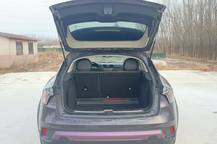 Used Lynk & Co 02 2019 High-Energy Edition 2.0T Automatic Two-Wheel Drive Zhaoban Model China VI Standard Interior 8