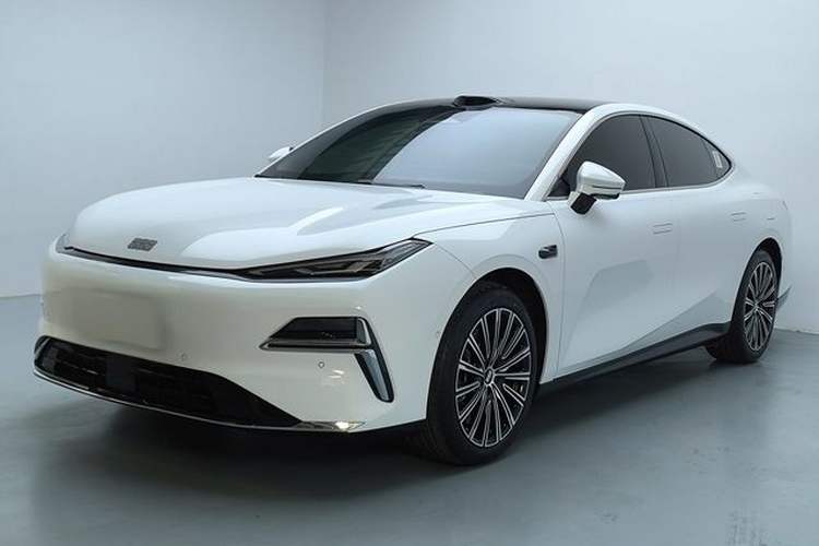 Used Geely Galaxy 8 2025 130km EM-P Starship Edition