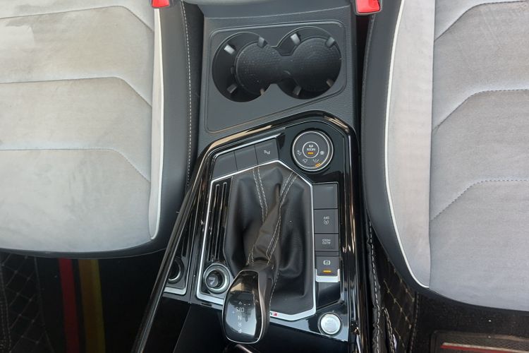 Used Volkswagen Tayron 2019 380TSI All-Wheel Drive R-Line China V-standard Interior 11