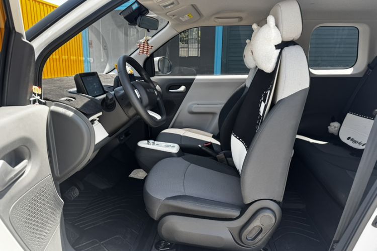 Used CHANGAN NEVO Lumin 2022 155 km – Refreshingly Sweet Edition Interior 4