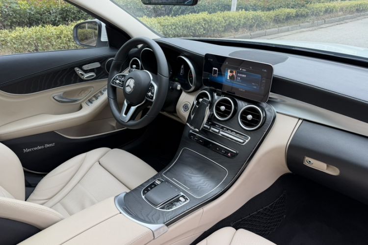 Used Mercedes-Benz C-Class 2019 C 260 L Sport Edition
