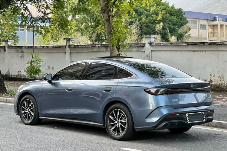 Used BYD Seal 06 New Energy 2024 DM-i 120KM Prestige Model Exterior 4
