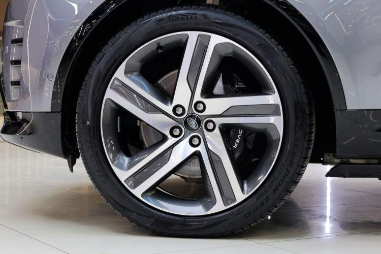 Used Land Rover Discovery 2023 360 PS Metropolitan Edition
