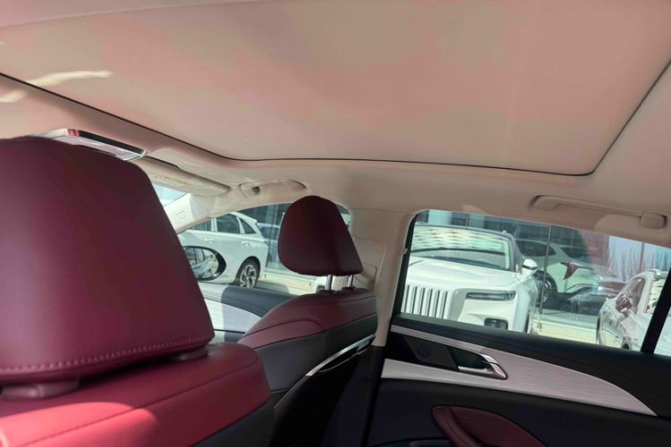 Used Hongqi H5 PHEV 2025 170 Super Hybrid Version Interior 7