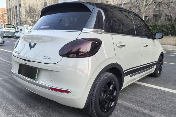 Used Wuling Bingo 2023 410 km Lingxi Deluxe Edition
