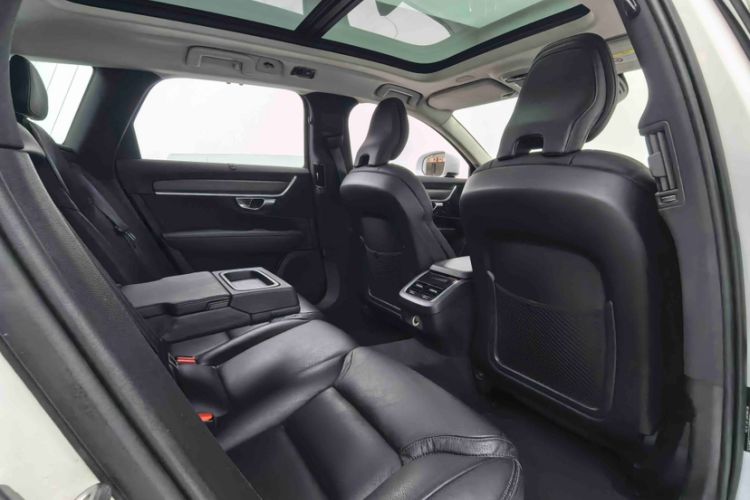 Used Volvo V90 2019 Cross Country T5 AWD Smart Range Version China V Standard
