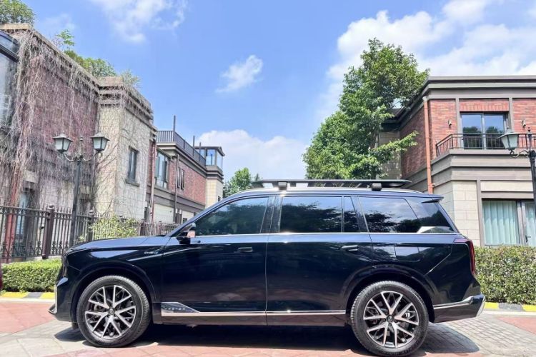 Used GAC Trumpchi ES9 2024 PHEV with 143 km Max