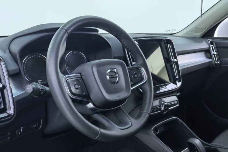 Used Volvo XC40 2022 T4 Four-Wheel Drive Smart & Stylish Edition