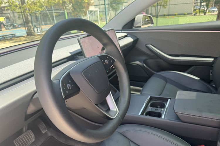 Used Tesla Model 3 2023 Rear-Wheel-Drive Version