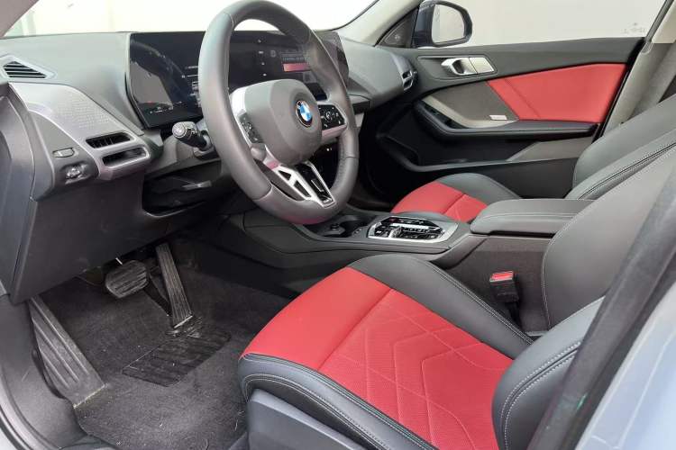 Used BMW 2 Series 2025 225L M Sport Night Edition Package Interior 3
