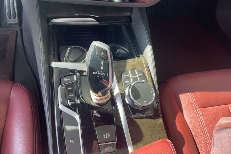 Used BMW 5 Series 2018 530Li Leading Model M Sport Package
