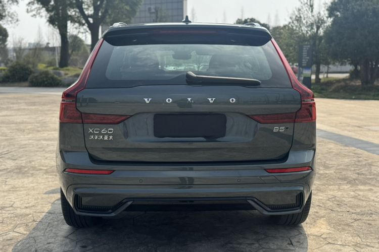 Used Volvo XC60 2026 B5 4x4 SmartDrive Sport Edition
