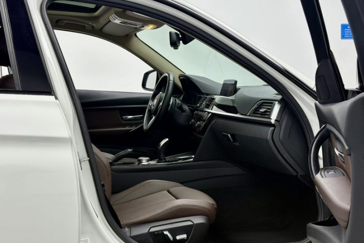 Used BMW 3 Series 2018 320Li Leading Model M Sport Package
