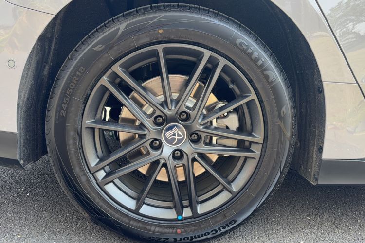 Used BYD Han 2025 DM-i Intelligent Driving Edition 245KM Prestigious Edition
