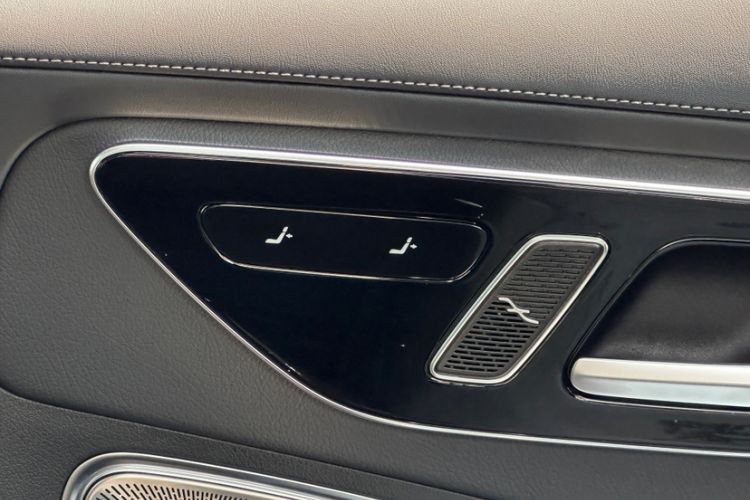 Used Mercedes-Benz C-Class 2022 Revised C 260 L Starry Night Sport Edition Interior 9