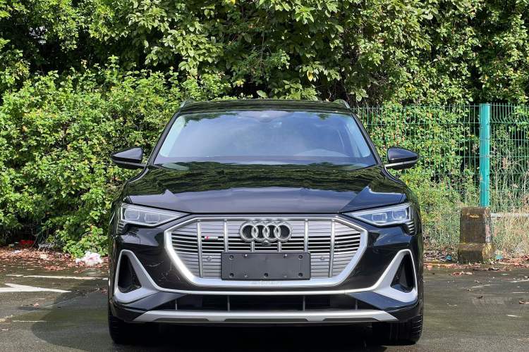 Used Audi e-tron 2021 50 quattro Prestige Edition
