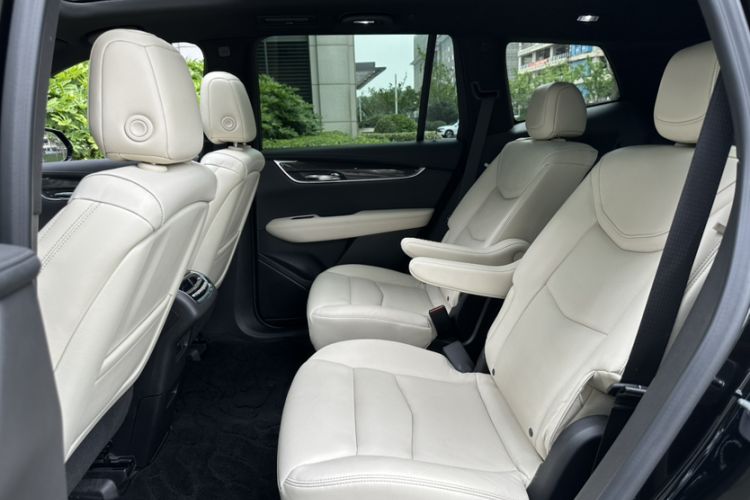 Used Cadillac XT6 2020 28T Six-Seater Luxury Sporty Enjoy-the-Comfort Safety Edition