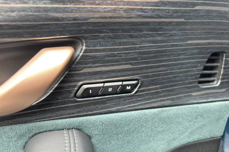 Used Geely Auto Monjaro L 2021 2.0TD DCT EVO Two-Wheel Drive Smart Luxury Version Interior 1