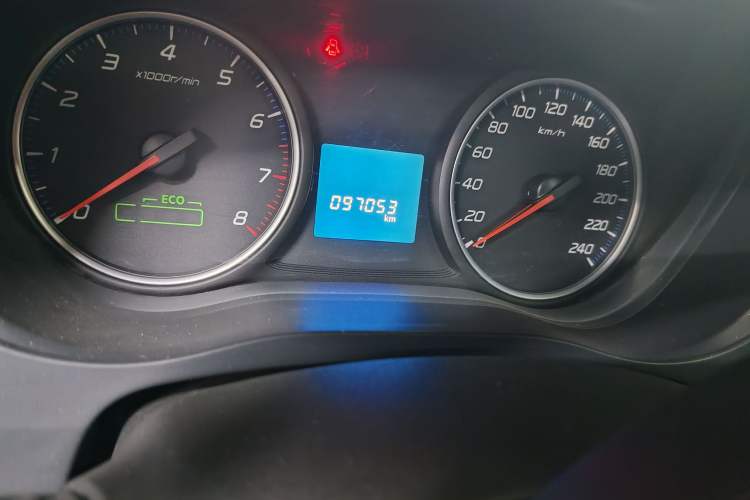 Used Mitsubishi Outlander 2018 2.0L Two-Wheel Drive Glory Edition 5 Seats