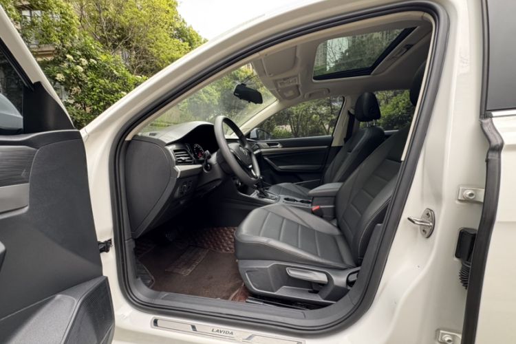 Used Volkswagen Lavida 2018 1.5L Automatic Comfort Edition China V Standard